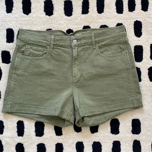 Old Navy army green shorts
